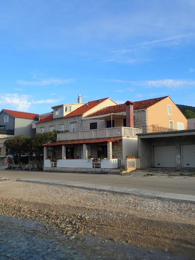 Račišće Katja Beach Apartment מראה חיצוני תמונה