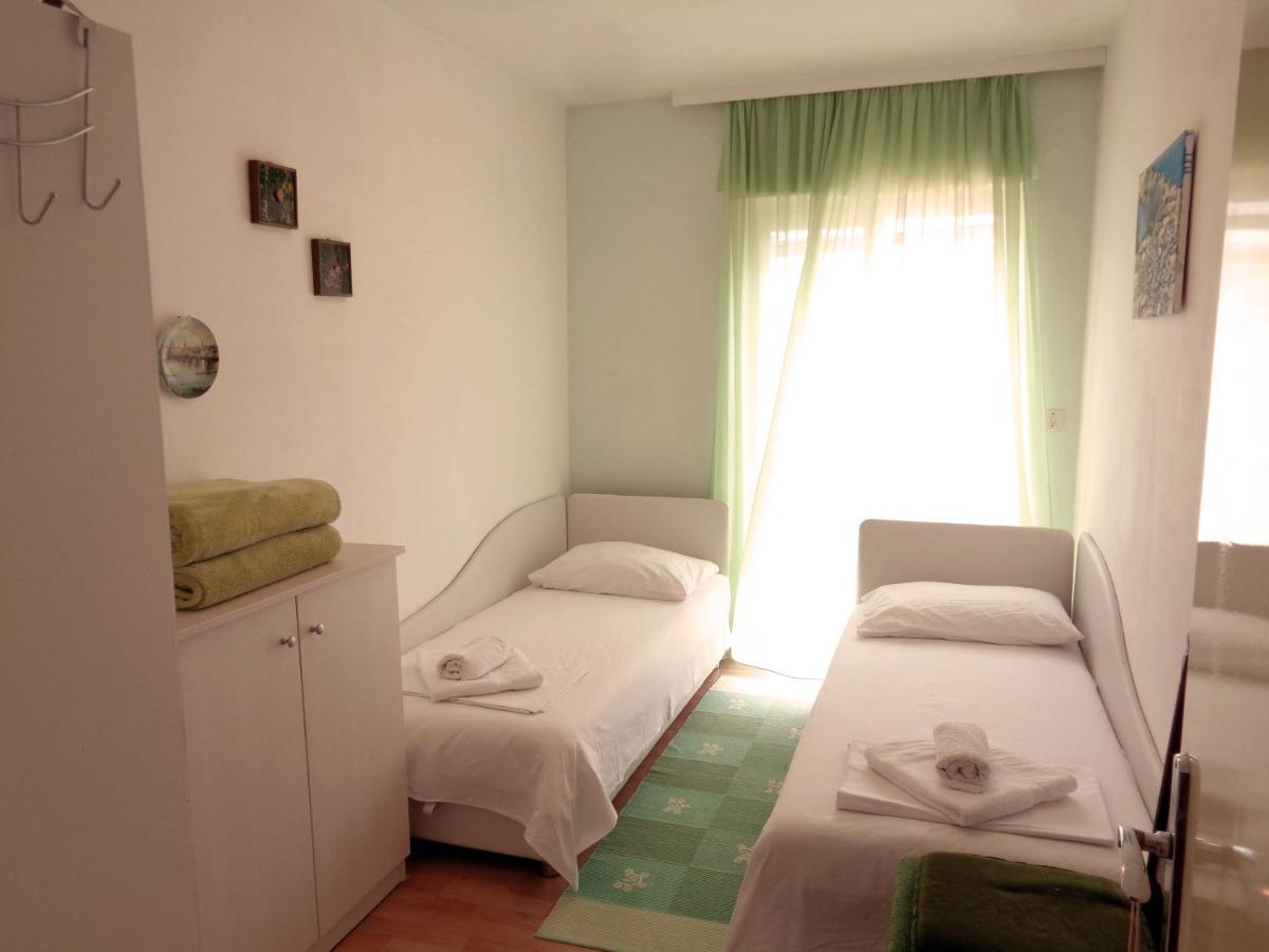 Račišće Katja Beach Apartment מראה חיצוני תמונה