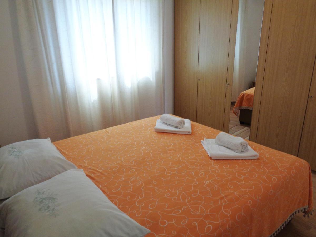 Račišće Katja Beach Apartment מראה חיצוני תמונה