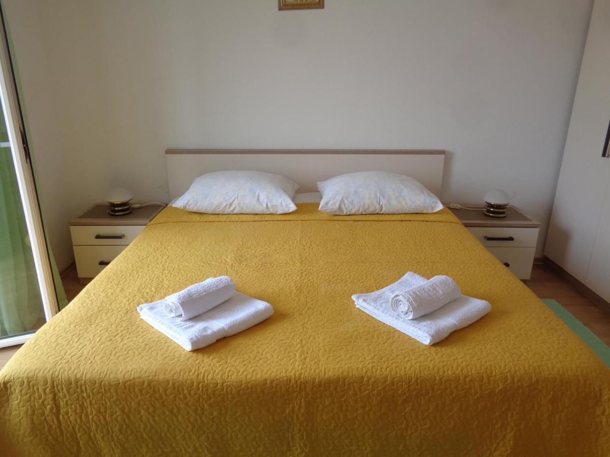 Račišće Katja Beach Apartment מראה חיצוני תמונה