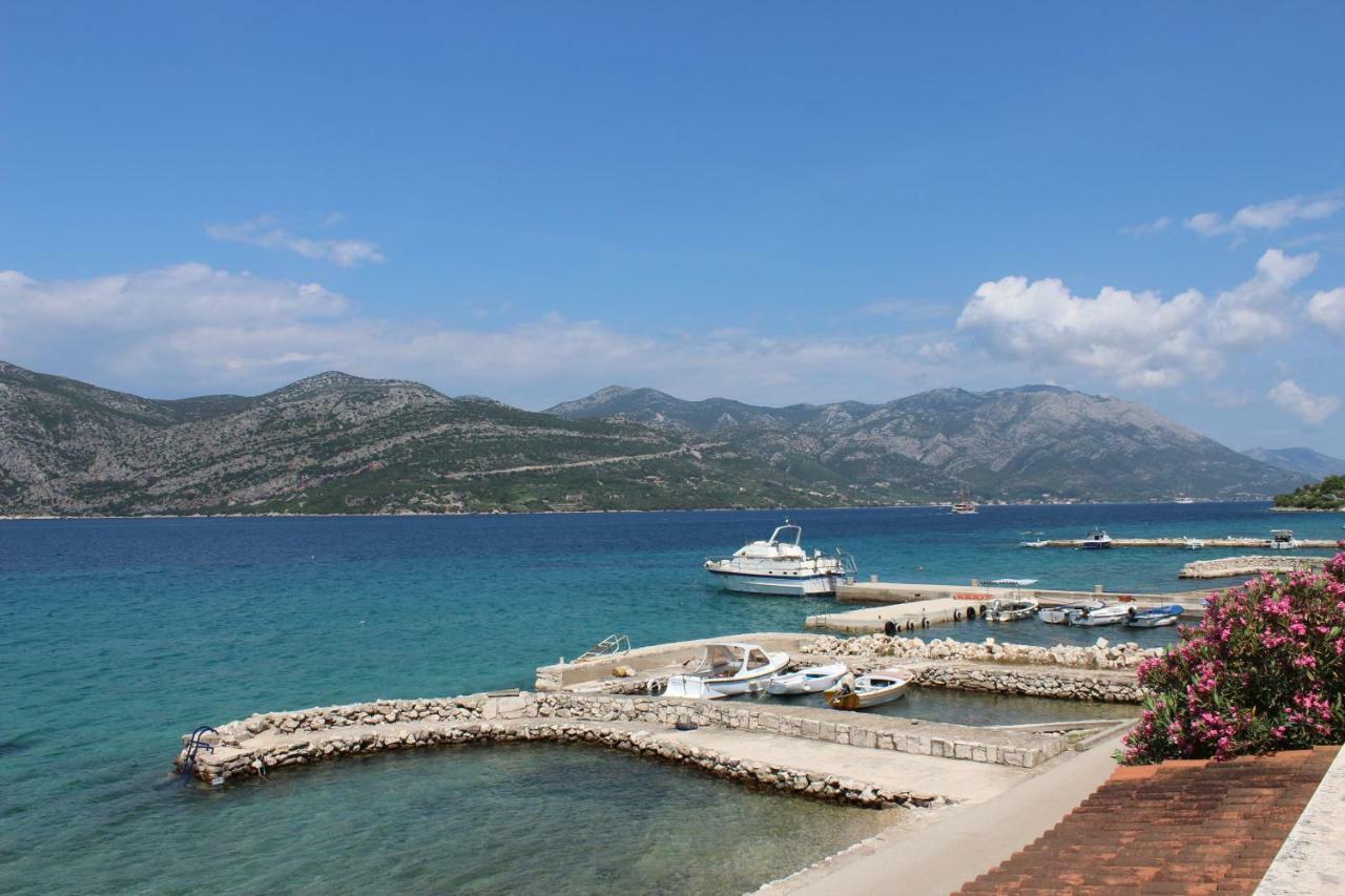 Račišće Katja Beach Apartment מראה חיצוני תמונה